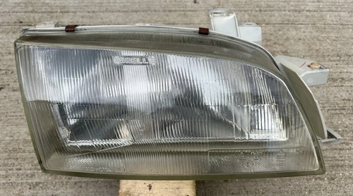 Faro proiettore anteriore