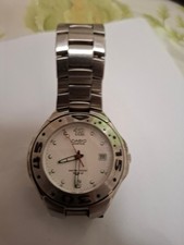 orologio casio edifice ef-102 con datario quadrante bianco,cinturino acciaio