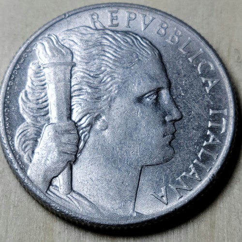 Italia lire uva - -,