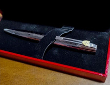 Penna a sfera ritorta argento