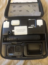 GoPro HERO12 Black 5,3K UHD Action Camera Creator Pack + 2 Batterie Aggiuntive