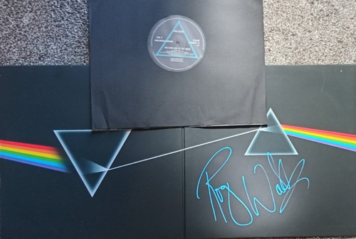 Roger waters signed pink floyd - waters,