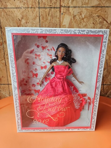 Barbie holiday 2012 - barbie, da