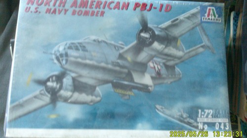Italeri 043 north american - american, kit
