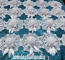 10 Cappellini bianchi