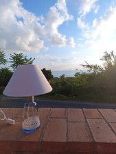 Lampada con bottiglia di Gin