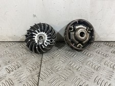 100139- Variatore Puleggia Suzuki Sixteen 150 dal 2007 al 2014