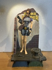 Tomb Raider Lara Croft Sub 1999 Action Figure Statue Tuta Sub
