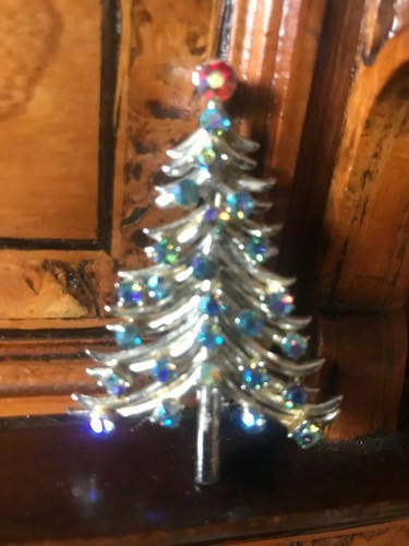 Rare christmas tree spilla - christmas,
