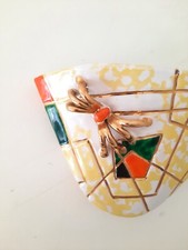 Vaso a parete in ceramica