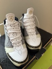 Taglia 11 Air Jordan 23 OG