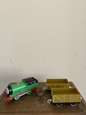 Treno Tomy Track Master Percy con 3 X Camion, motore thomas il serbatoio