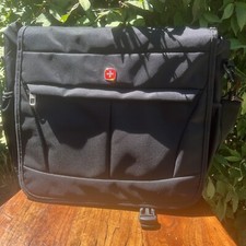 Borsa per computer Swissgear usata in ottime condizioni! Tonnellate di tasche! Ottimo per scuola/lavoro! 