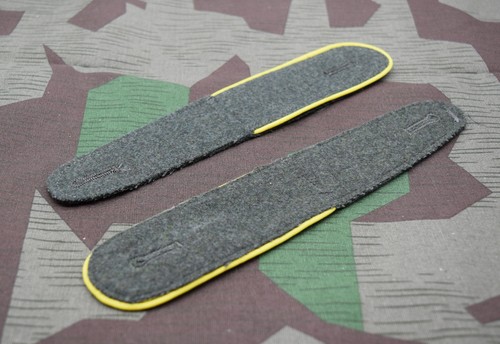 Cosplay one pair - one, german