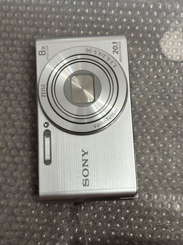 Fotocamera digitale compatta
