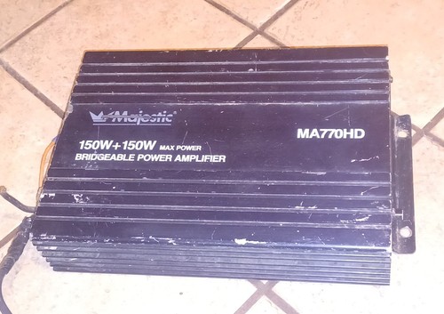 Amplificatore autoradio