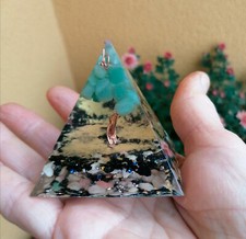 Piramide personalizzata in orgonite, in omaggio circuito radionico 