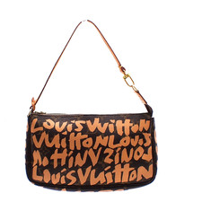 LOUIS VUITTON Pochette