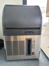 Produttore ghiaccio cubetti - di,