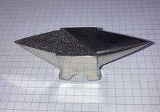 Piccola Incudine In Acciaio