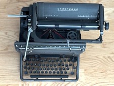 Macchina da scrivere