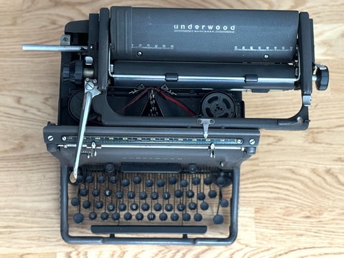 Macchina scrivere - macchina,
