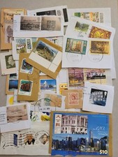 Lotto 4 : 100 Francobolli del mondo su frammento regolarmente viaggiati