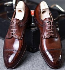 Scarpe nuove artigianali in