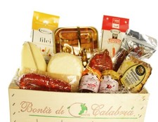 Cassetta grande con prodotti