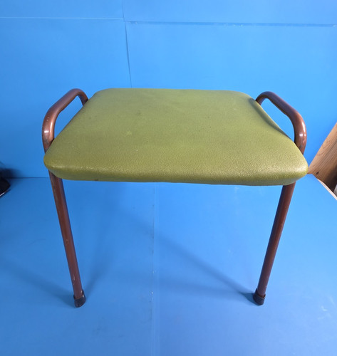 Sgabello impilabile vintage