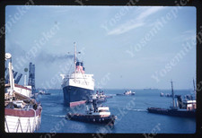 sl02 diapositiva originale anni 60 Kodachrome regina elisabetta passeggeri nave da crociera 139a