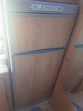 Frigorifero Dometic RM7505