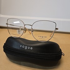 NUOVI OCCHIALI DA VISTA VOGUE