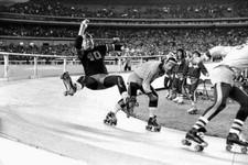 Roller Derby: Classic banked
