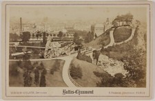 Parigi Buttes-Chaumont Francia
