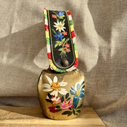 Vintage alpine cow - cow, hand