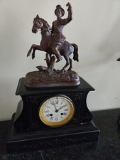 antico orologio da camino