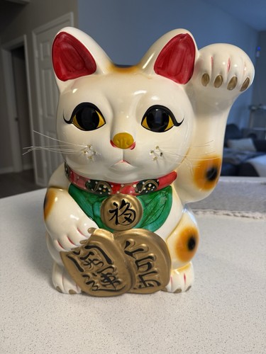 Maneki neko statuina - maneki,
