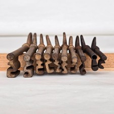 Antico lotto di 10 chiavi