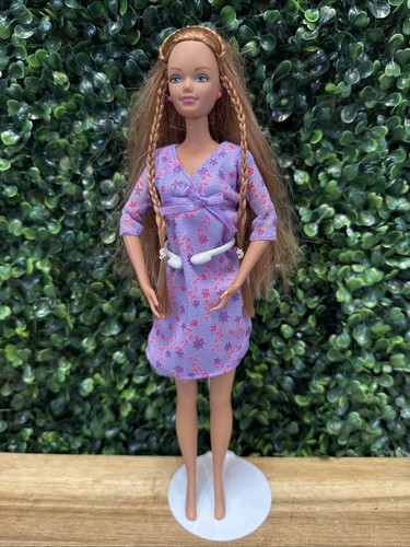 Barbie happy family 2002 - happy,