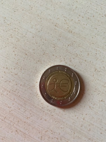 Moneta due euro - due,