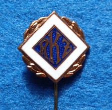 10 080 „Ehrennadel