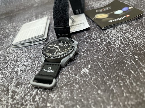 Omega swatch moonswatch - omega,