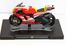 LEO MODELS VALENTINO ROSSI 1:18 MOTO DUCATI DESMOSEDICI GP 11 WORLD CHAMP.    V1