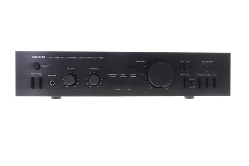 Amplificatore stereo integrato