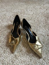 Zara Solid Color Pointed Women