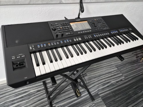 Vendo tastiera musicale yamaha