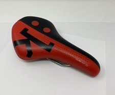 Fizik Ares Kium Saddle - Red /