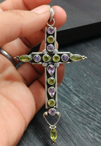 Enorme ciondolo croce argento - enorme,