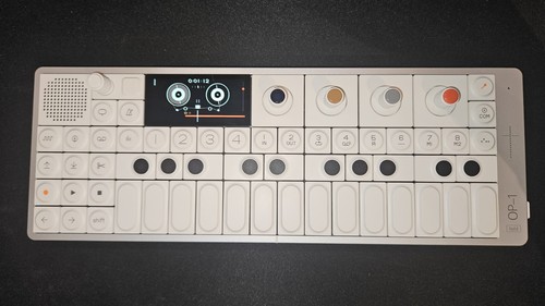 Teenage engineering field - teenage, op-1